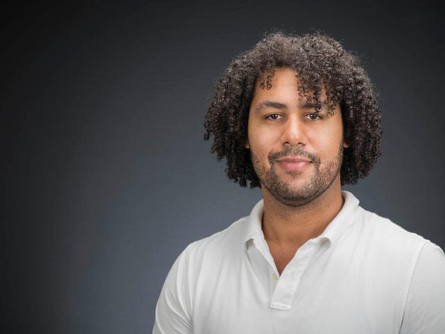 Headshot of Adrian Walton1