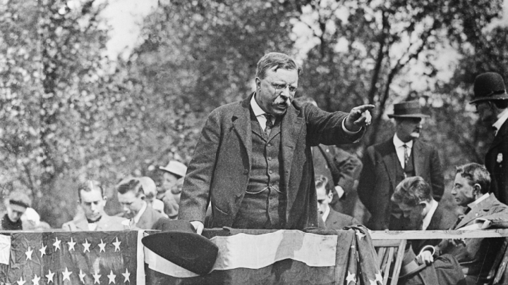 Image of Teddy Roosevelt speaking to a crowd