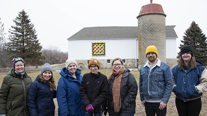 Geography students tour Quilts on Barns farms for GIS project.