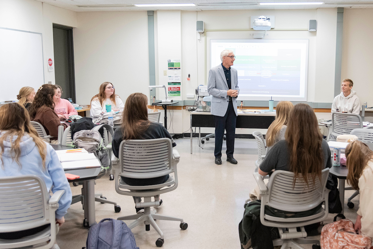 Gov. Evers visits UW-Parkside Oct 2023