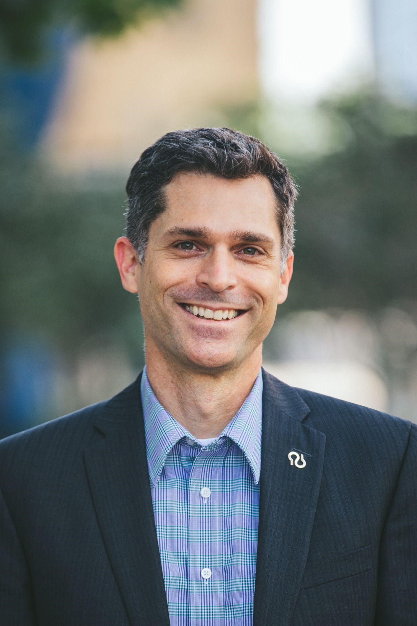 Chris Weber headshot