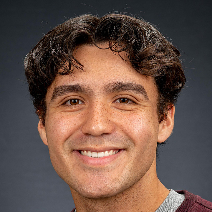 Headshot for Genesis Correa