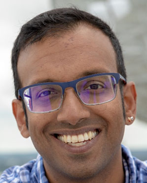 Dr Desai headshot