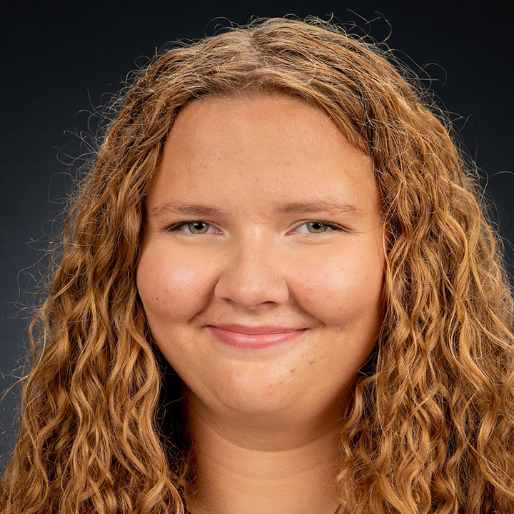 Headshot for Addie Idstein