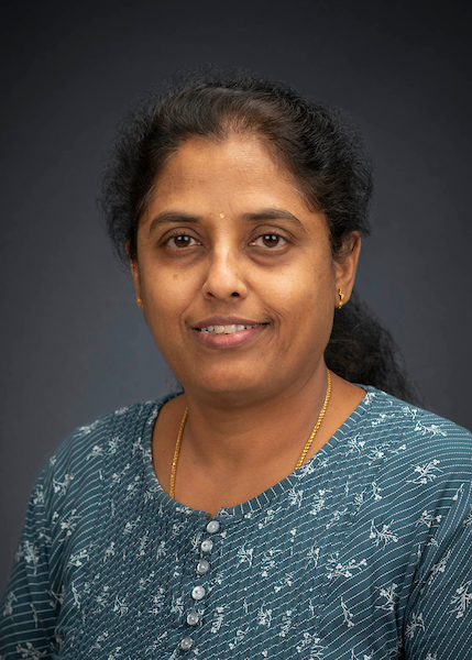 Viji Ramasamy headshot