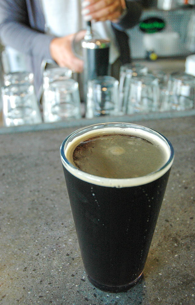 R'Noggin Brewing Co brew R'Noggin Brewing Co brew