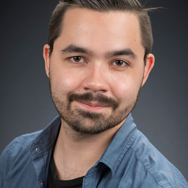 Gray_Alexander-23 headshot