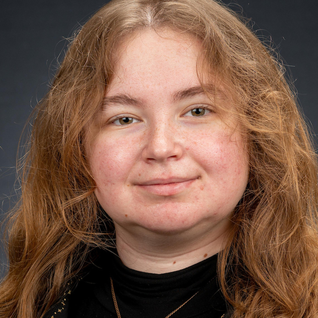 April Sersen headshot