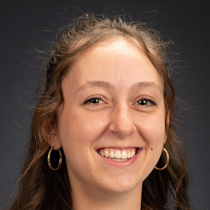 Headshot of Juliana Compos-Taylor