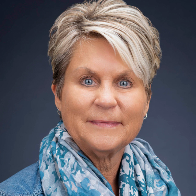 Carol Dalton Headshot
