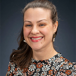 Anna Fabian Headshot