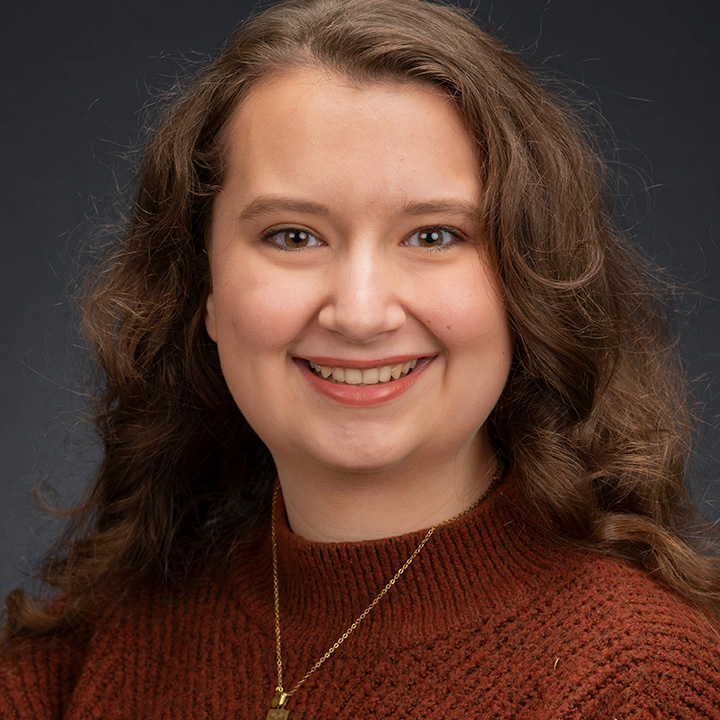 Hannah Allie headshot