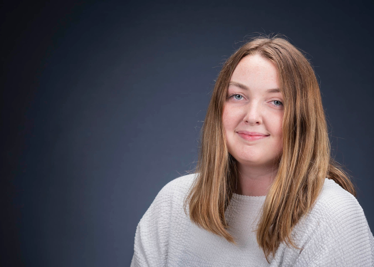 shelly diesz headshot