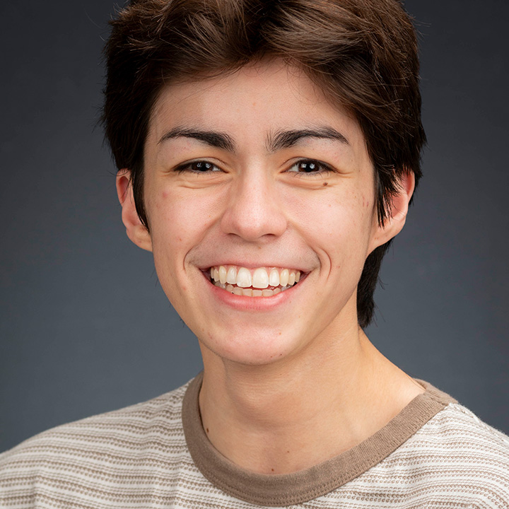 Hugo Dums headshot