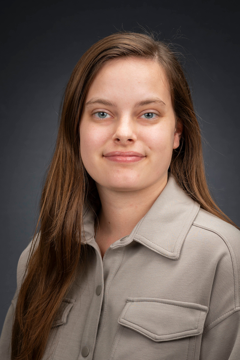 Headshot of D Wohler-Newell