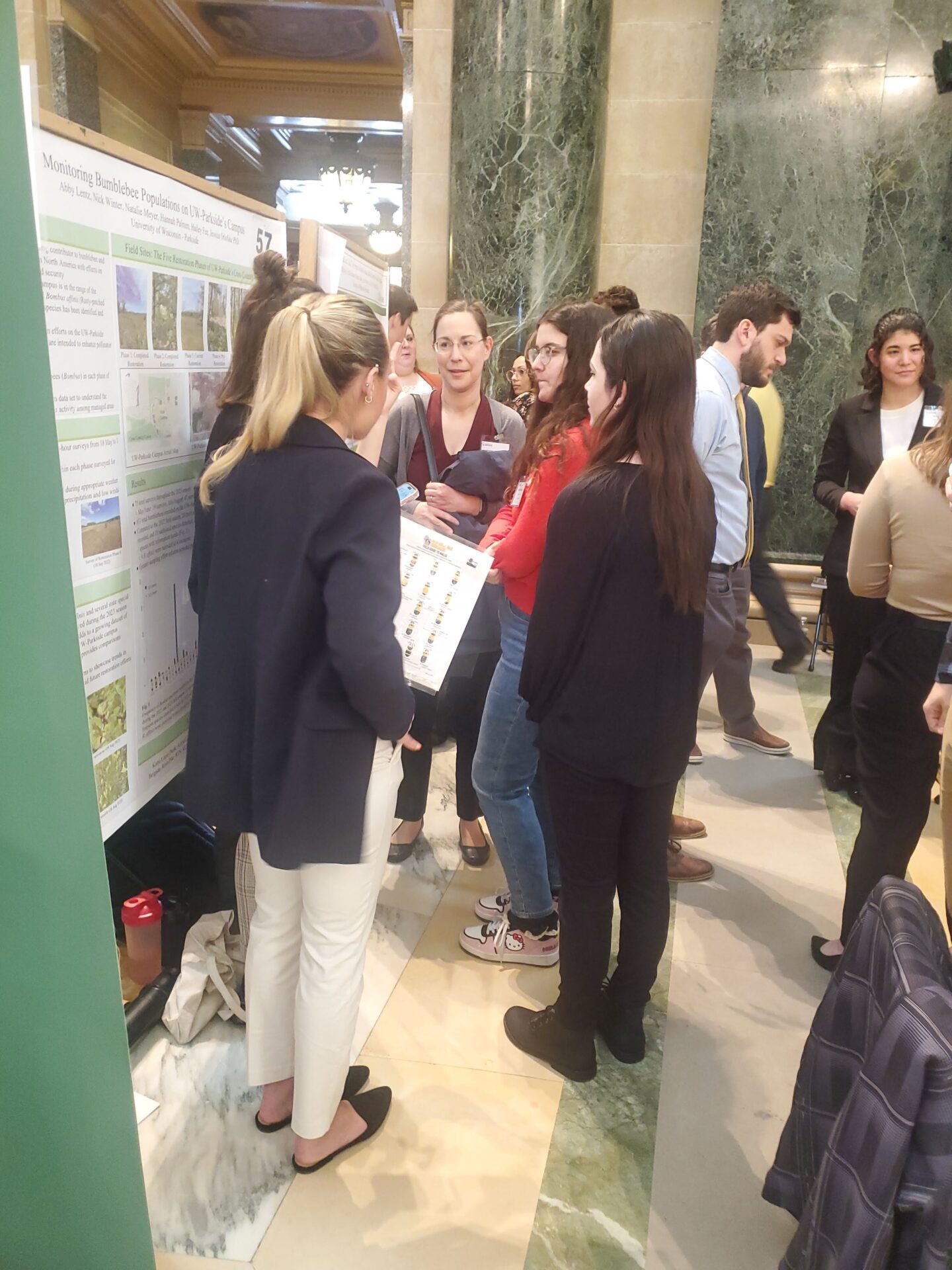 Dr. Jessica Orlofske with UW-Parkside student researchers