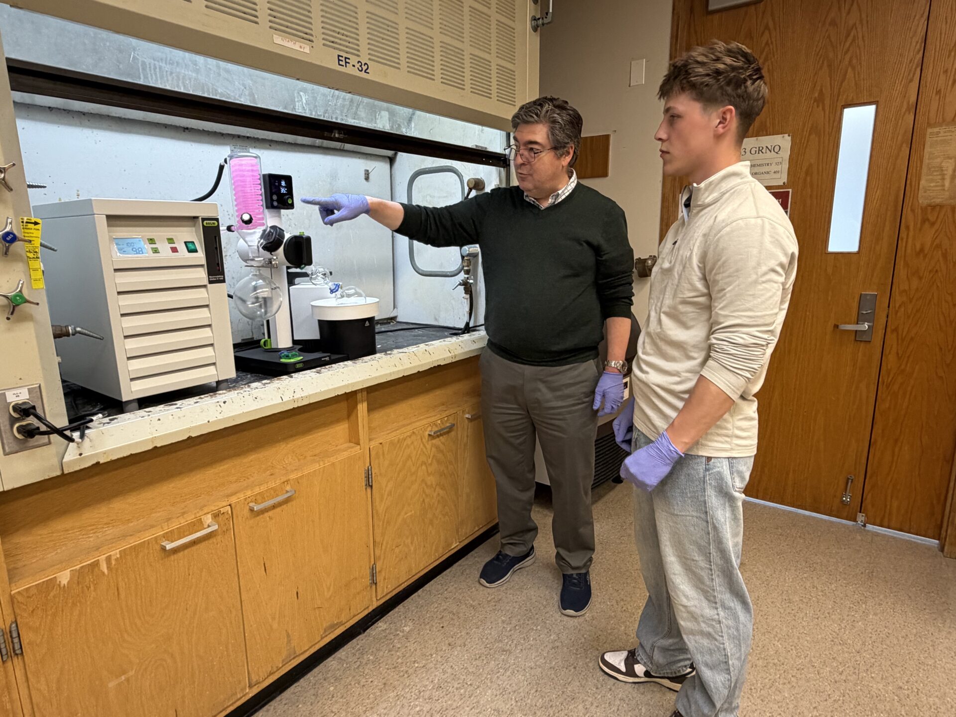 Student Philanthropy Helps Modernize Parkside Organic Chemistry Labs